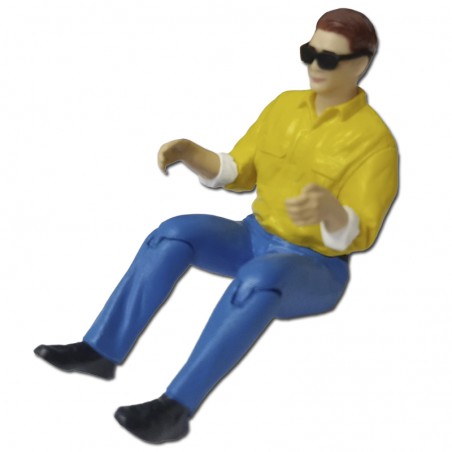 PILOTO PAUL 1/14 SENTADO